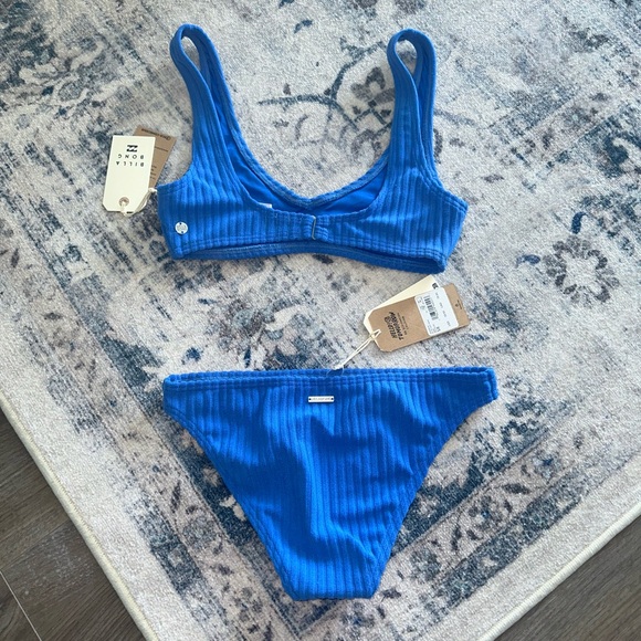 In The Loop Billabong Bikini - Picture 2 of 4